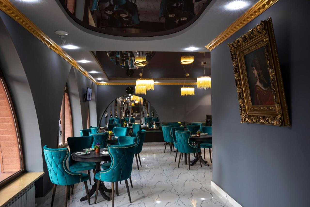 Hotel Georgia Gold à Gori Extérieur photo